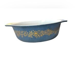 Pyrex Golden Bouquet 1.5 qt Blue and Gold Casserole Dish (1965)